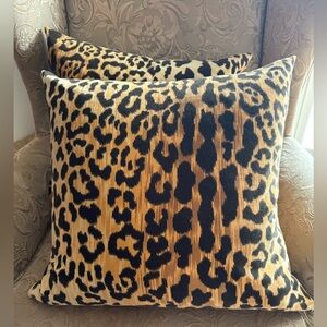 Velvet Leopard Print Down Throw Pillows